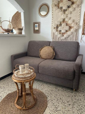Studio vue mer 2 pers meublé avec goût à Carnon plage